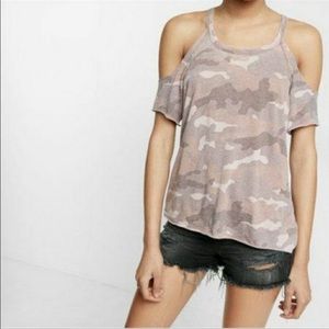 Express camo cold shoulder tee